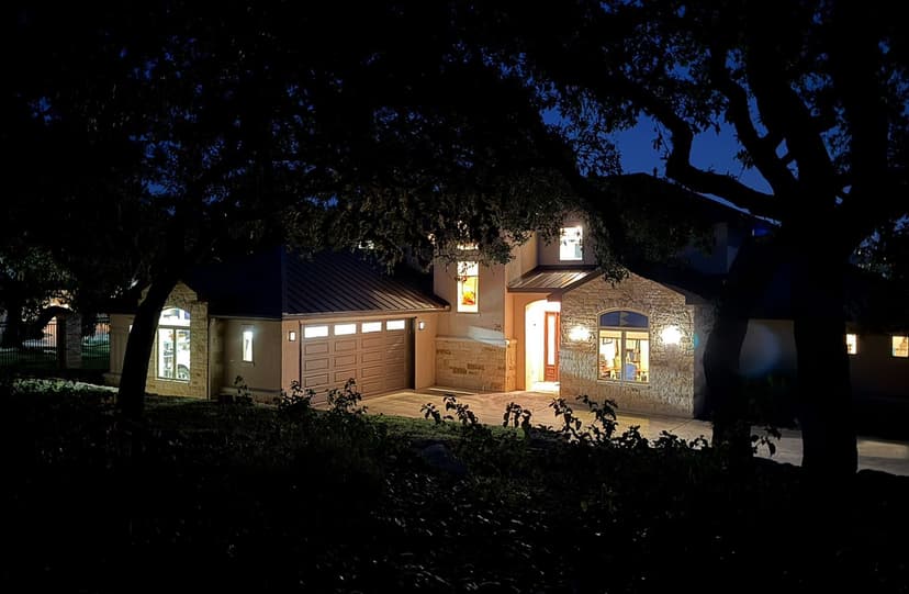 hangar popup image 2