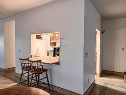 Hangar-Home Directly on Grass runway thumbnail 6