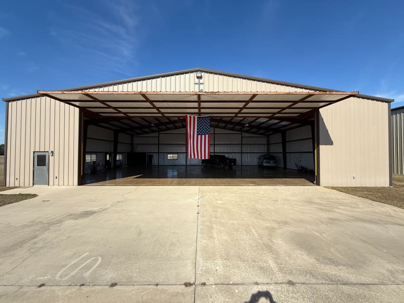 hangar popup image 3