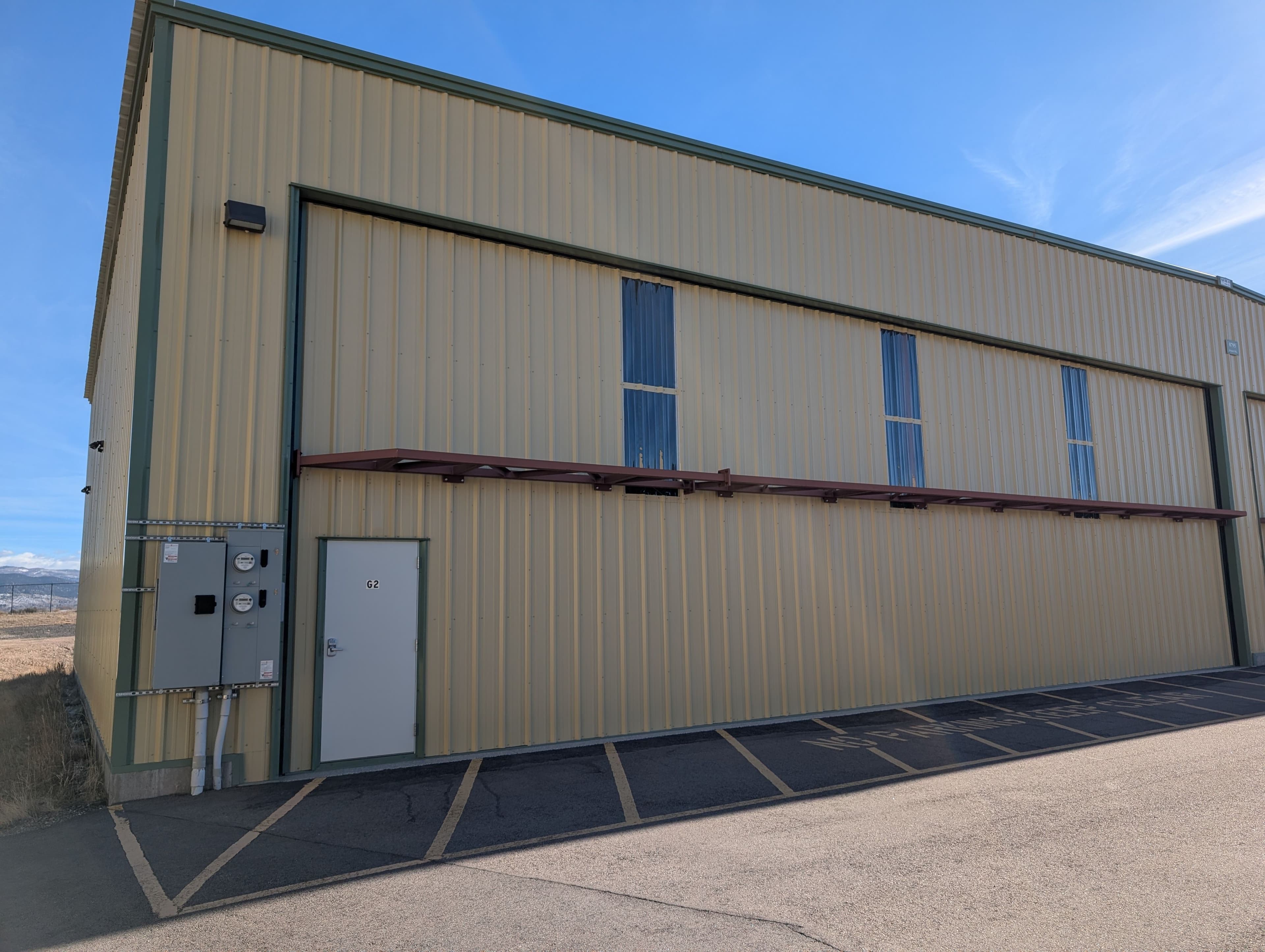 Large Private Modern Hangar at Eagle Airport 5