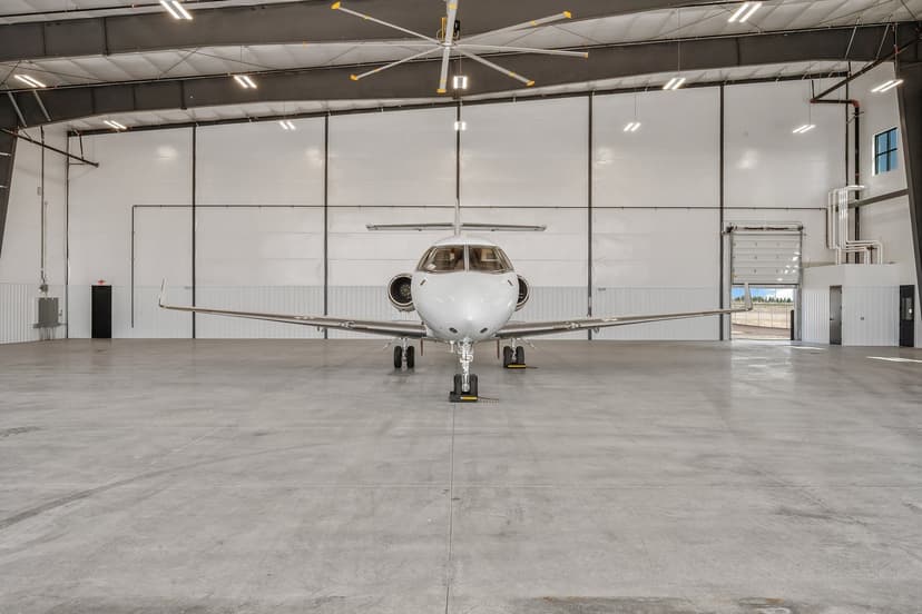 hangar popup image 4