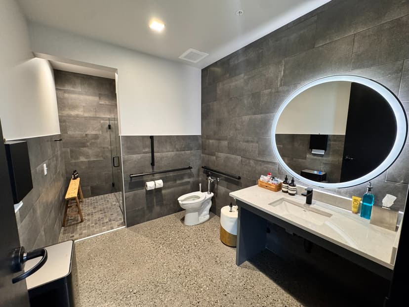 hangar popup image 9