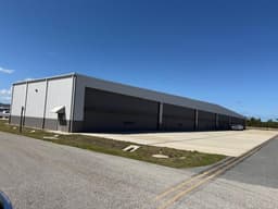 KOMN ORMOND BEACH HANGAR FOR SALE thumbnail 2