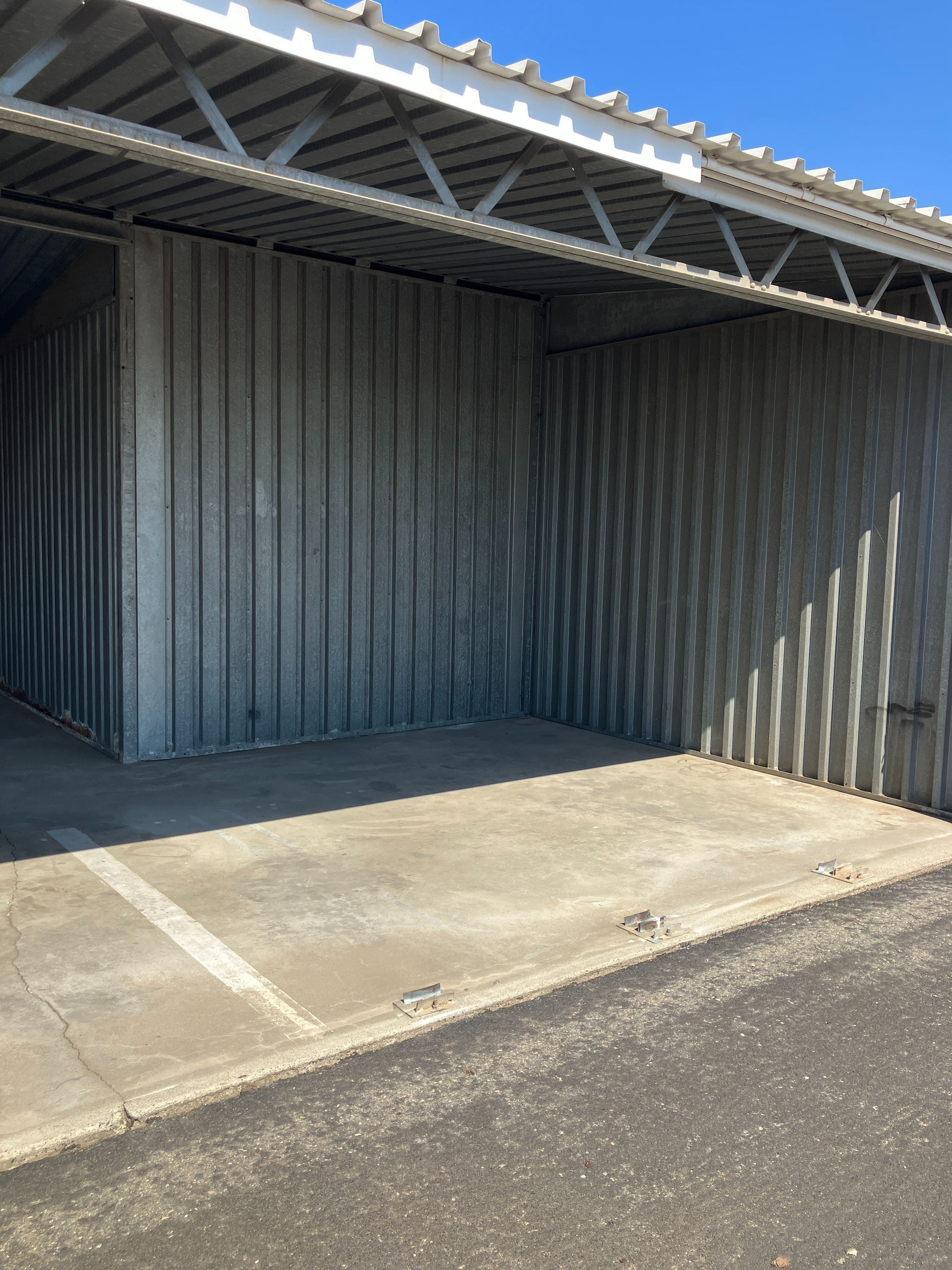 T-Hangar Vacancy Row A 2