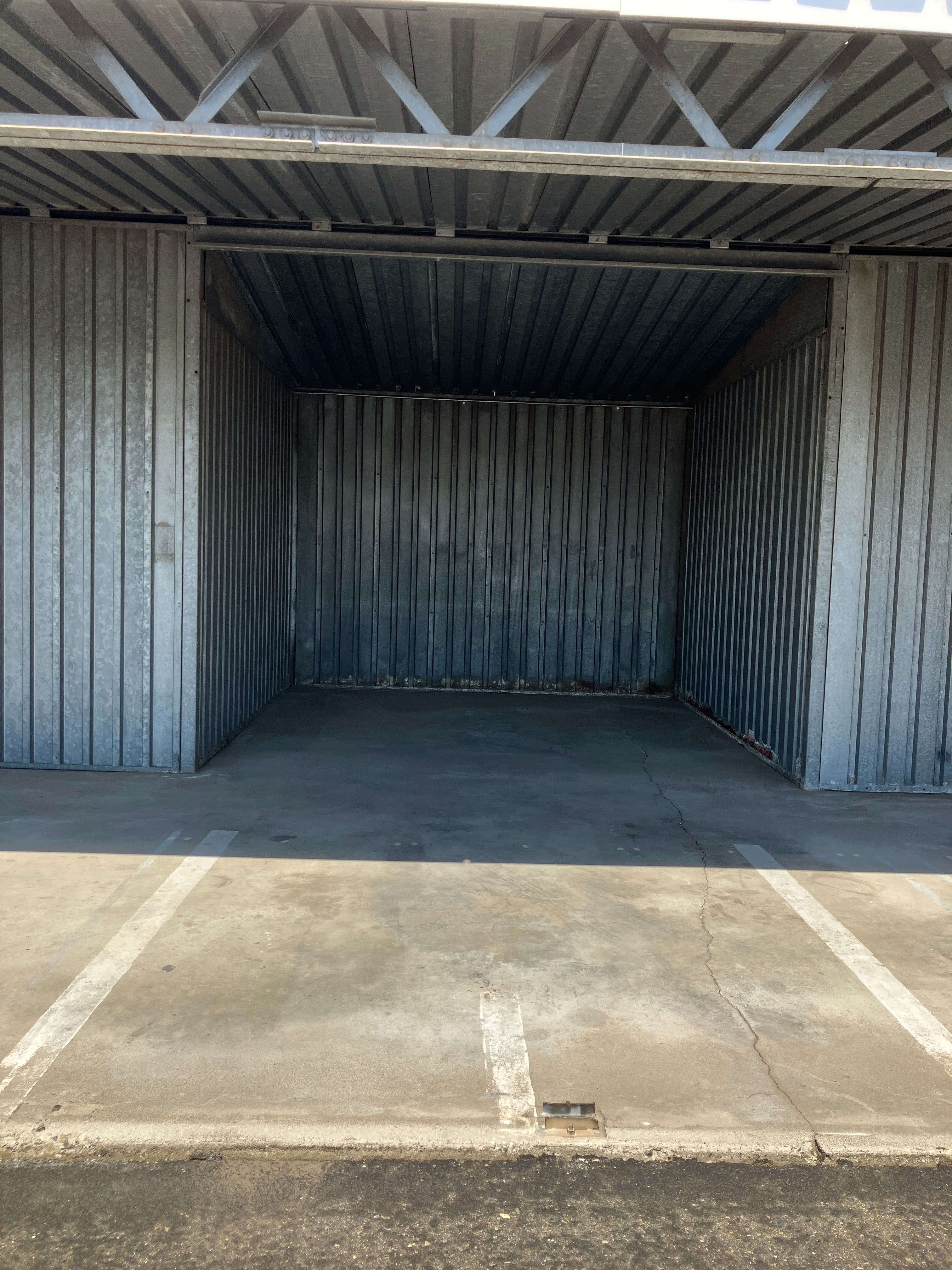 T-Hangar Vacancy Row A 3