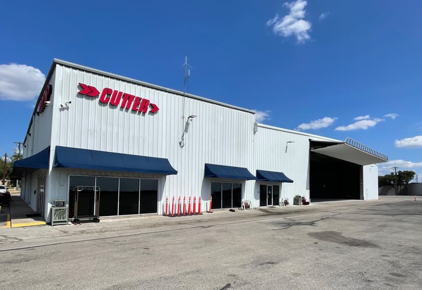 hangar popup image 2