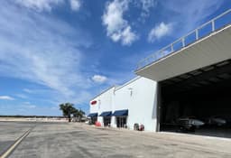 hangar popup image 2