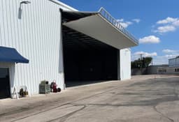 hangar popup image 4