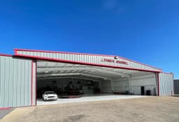 hangar popup image 1