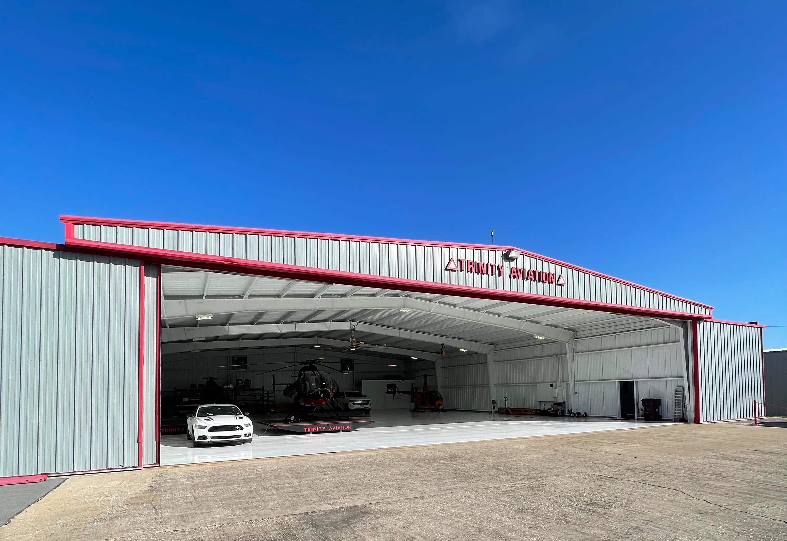 hangar popup image 1