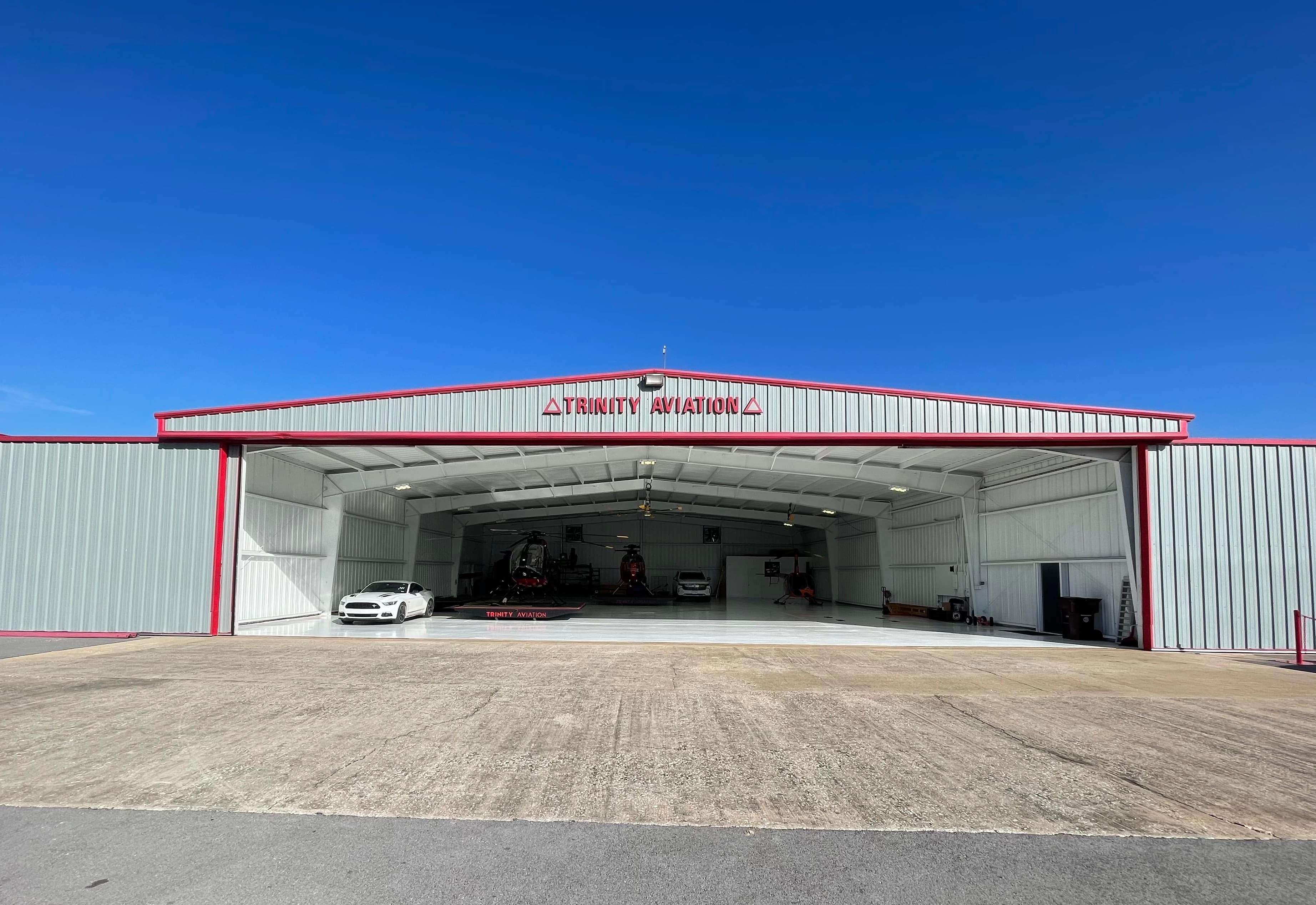 hangar popup image 2