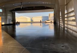 hangar popup image 4