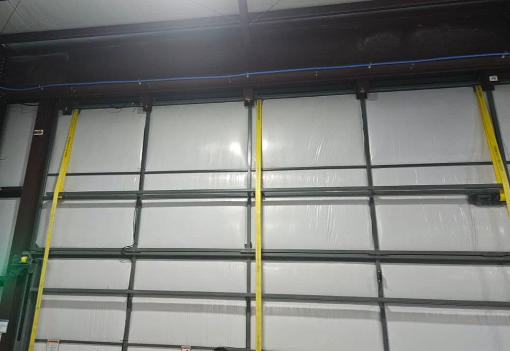 hangar popup image 6