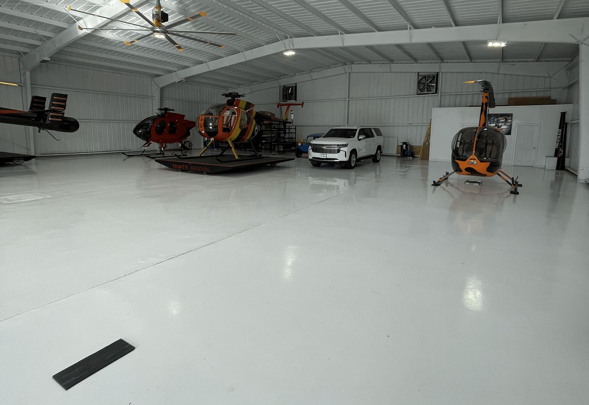 hangar popup image 5