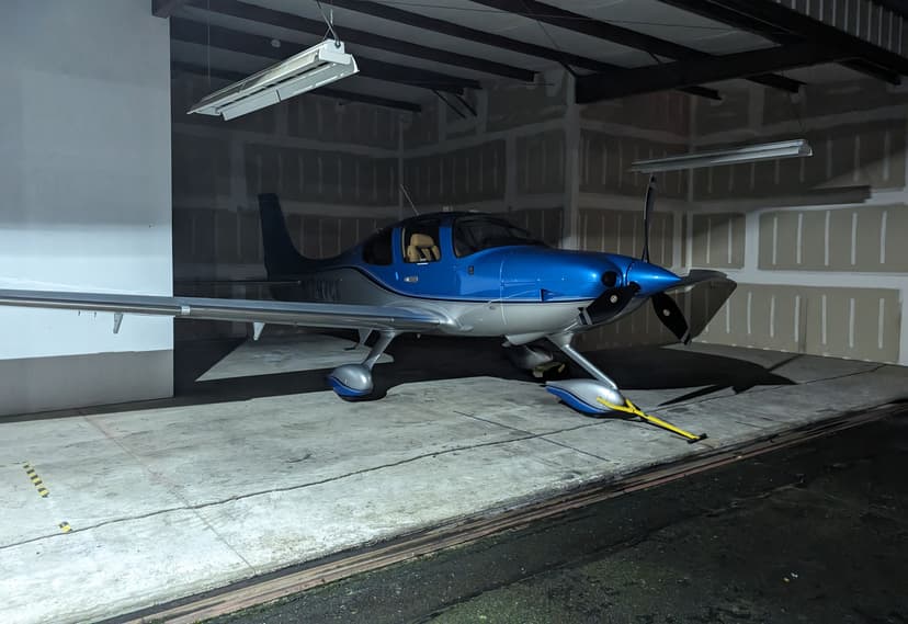 hangar popup image 5