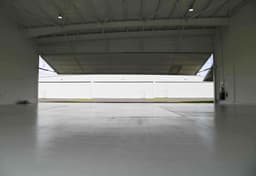 hangar popup image 2
