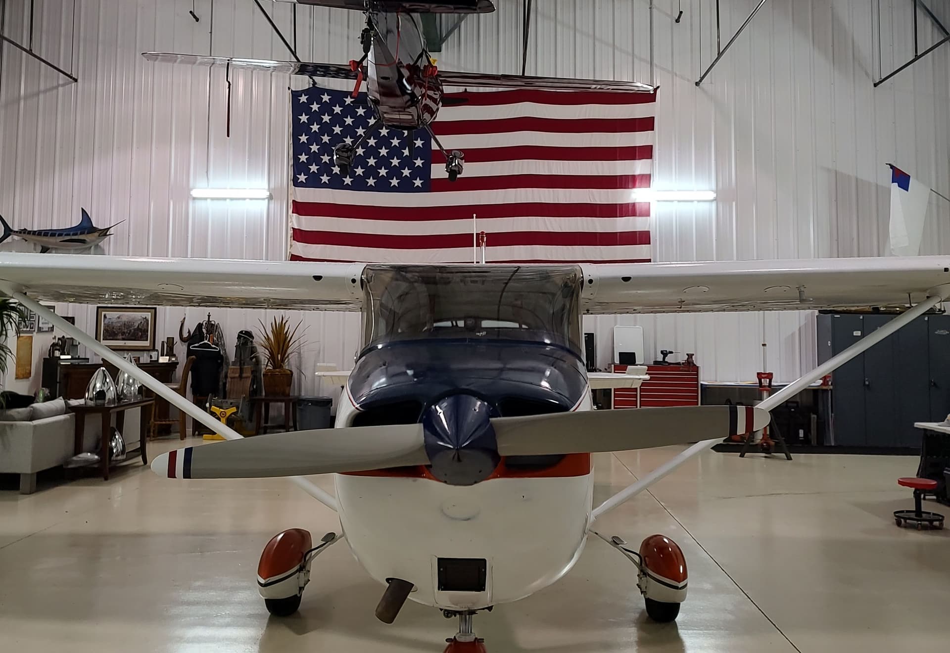 hangar popup image 1