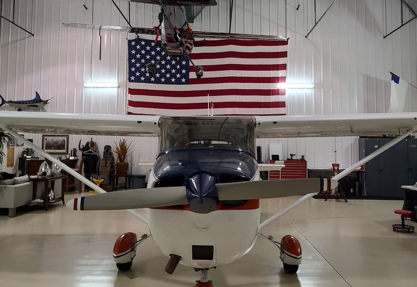 hangar popup image 1