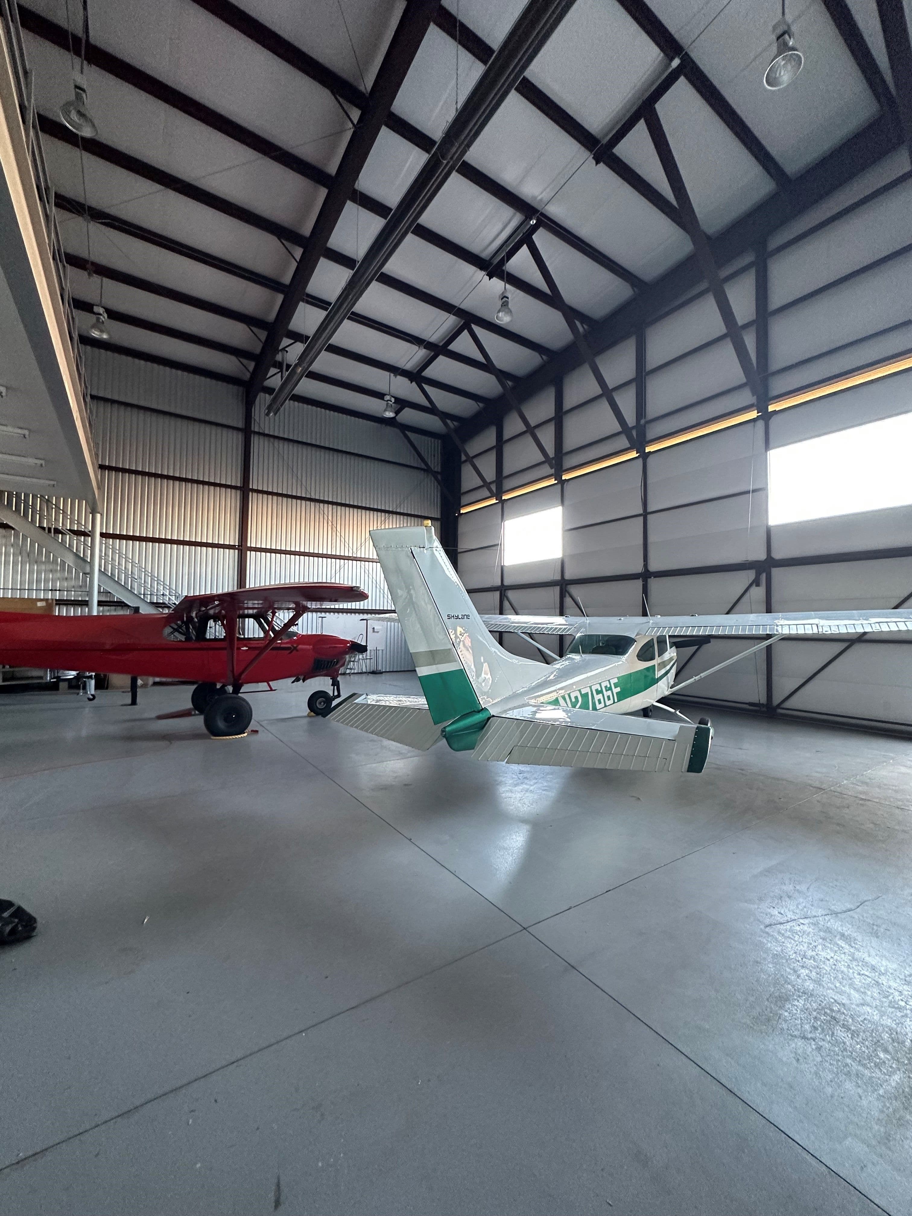hangar popup image 5