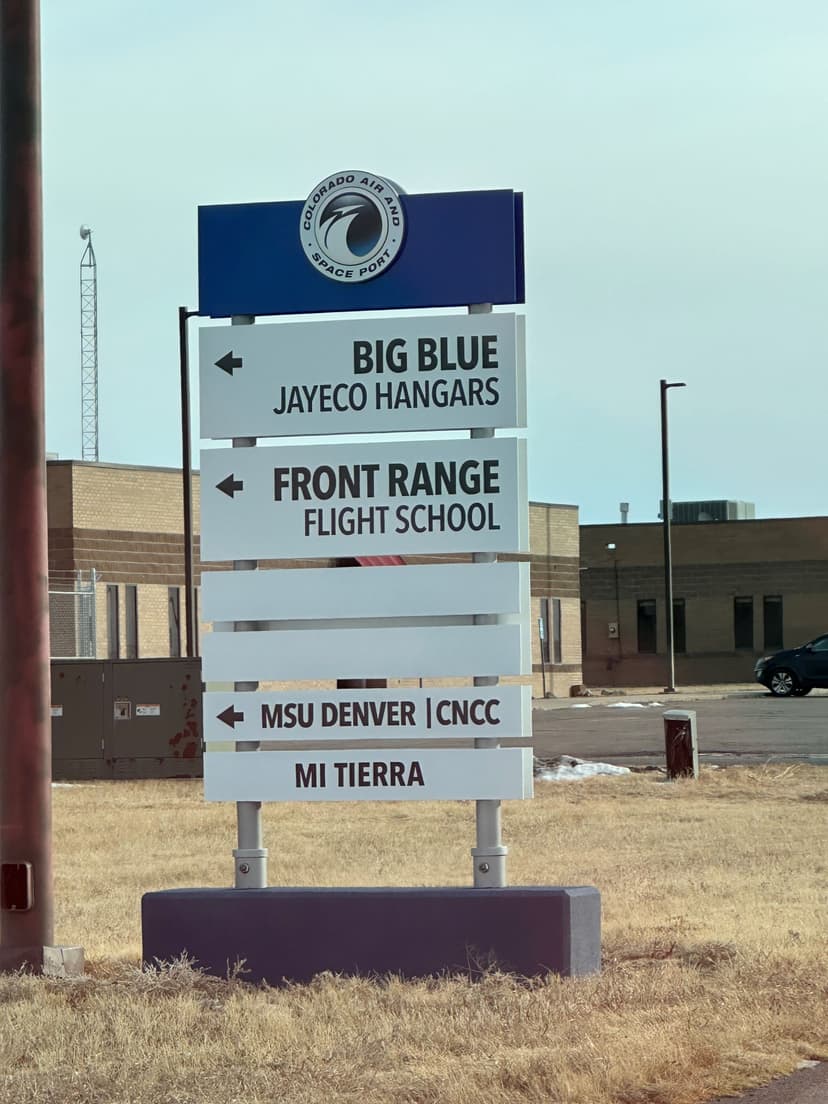 hangar popup image 6