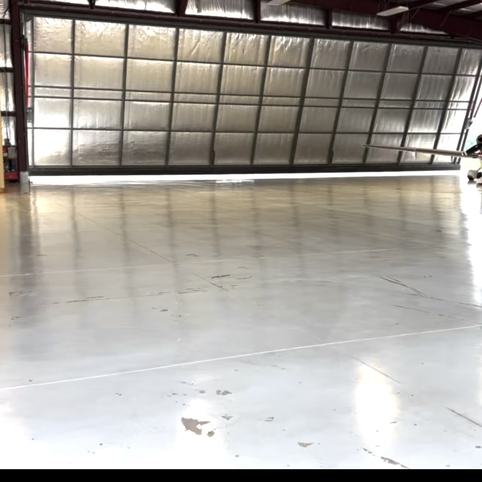 hangar popup image 4
