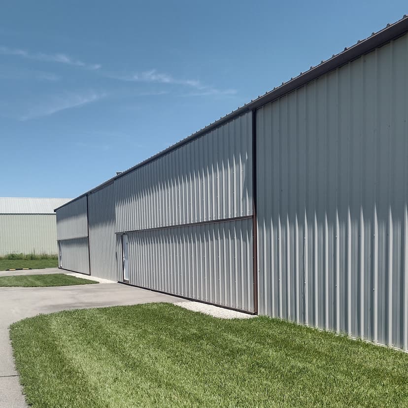 hangar popup image 4