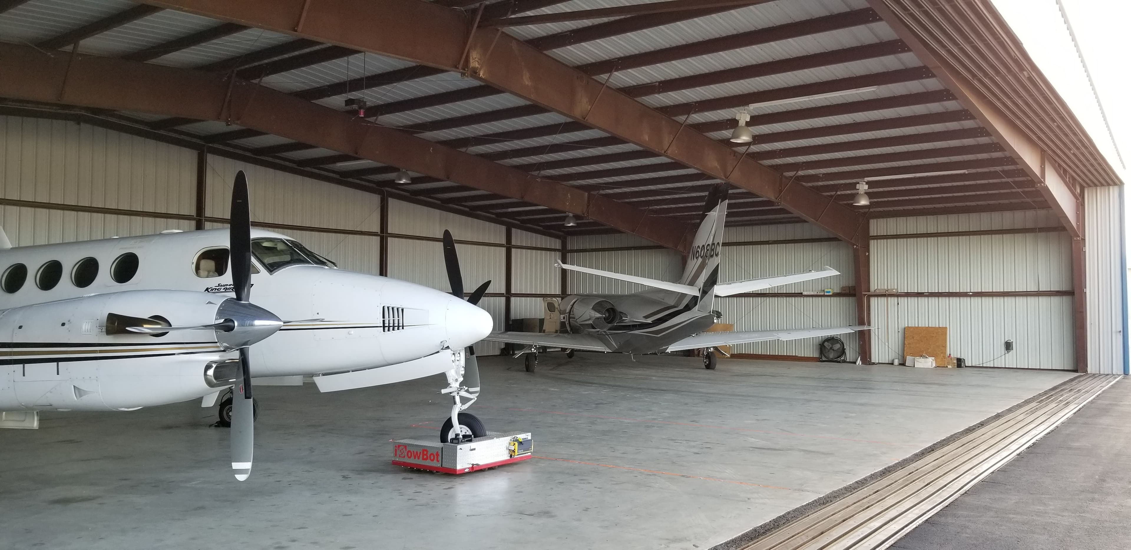 hangar popup image 3