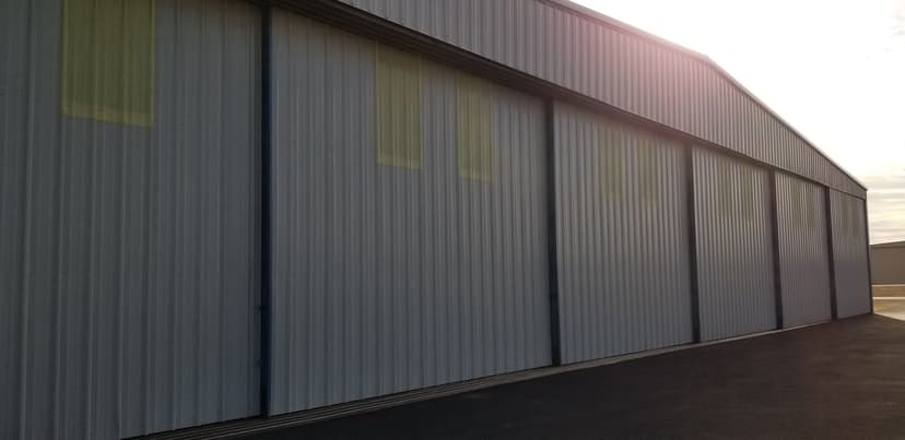 hangar popup image 5