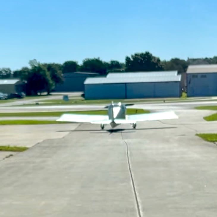 hangar popup image 2