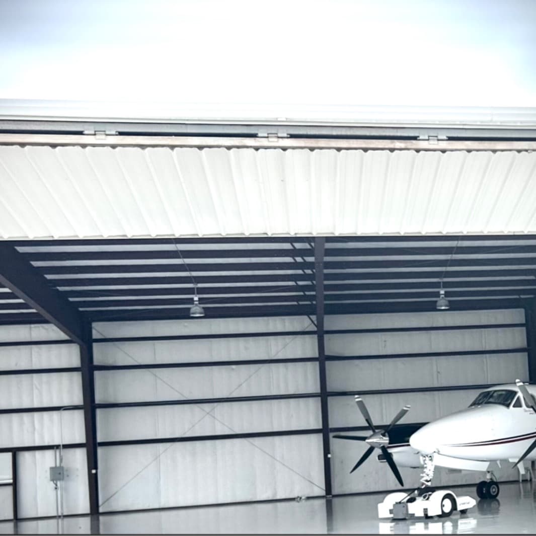 hangar popup image 5
