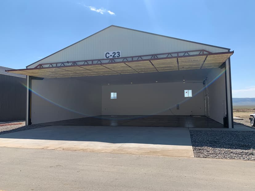 hangar popup image 5