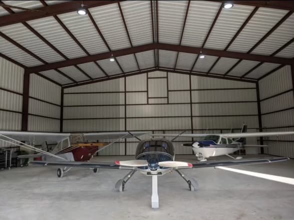 hangar popup image 2