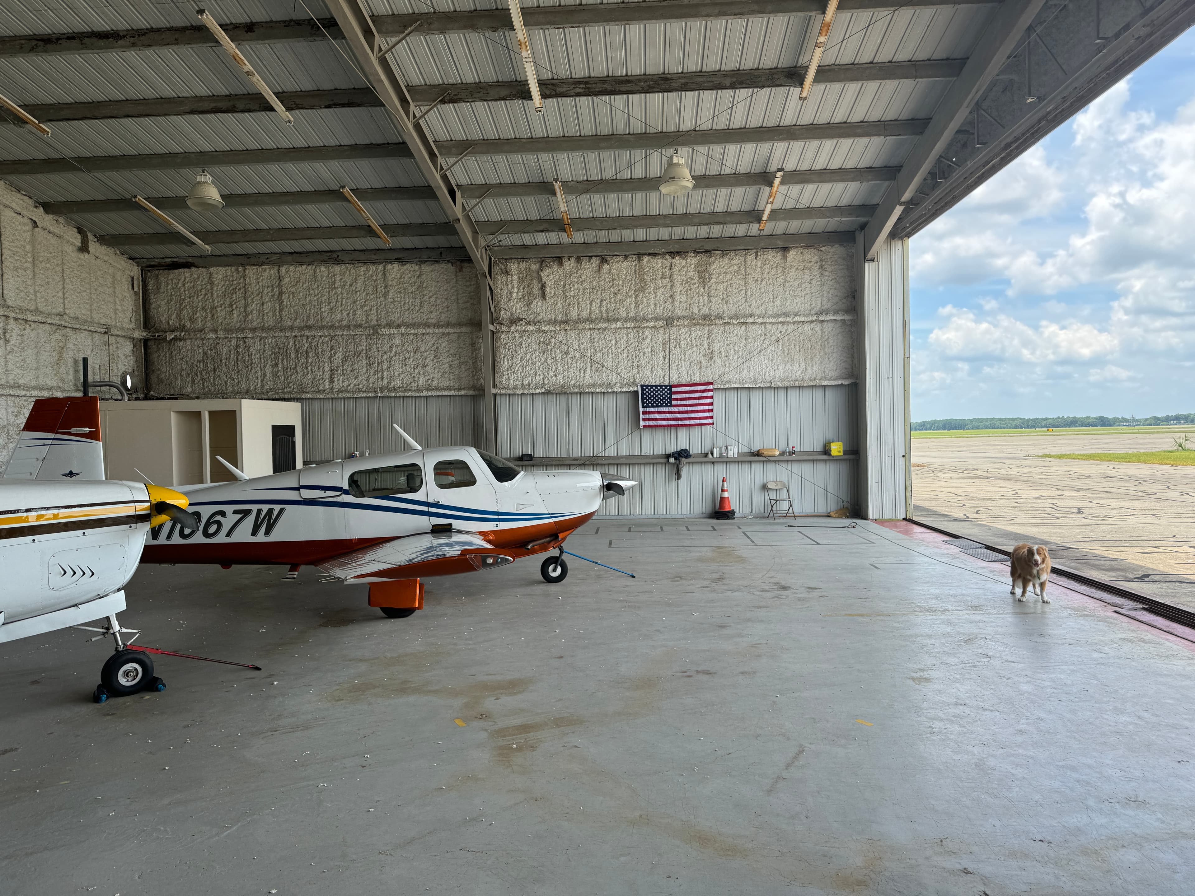 hangar popup image 3