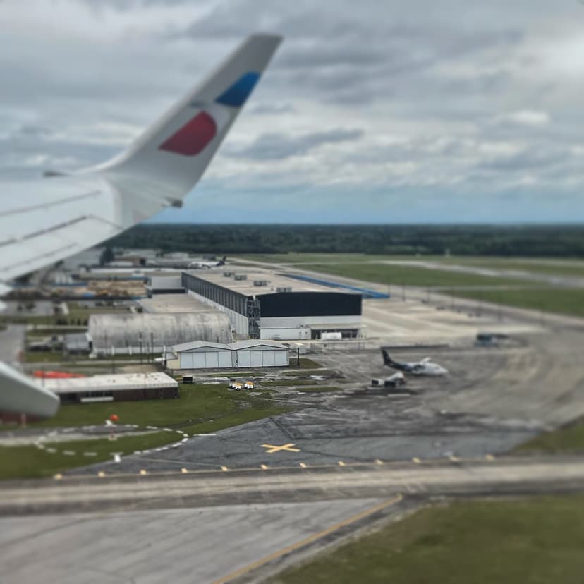 hangar popup image 4