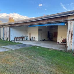 hangar popup image 1