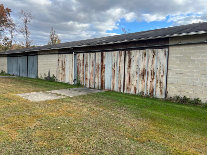 hangar popup image 3