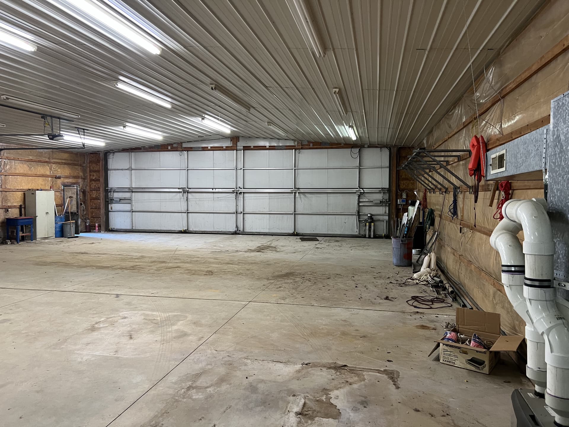 hangar popup image 8