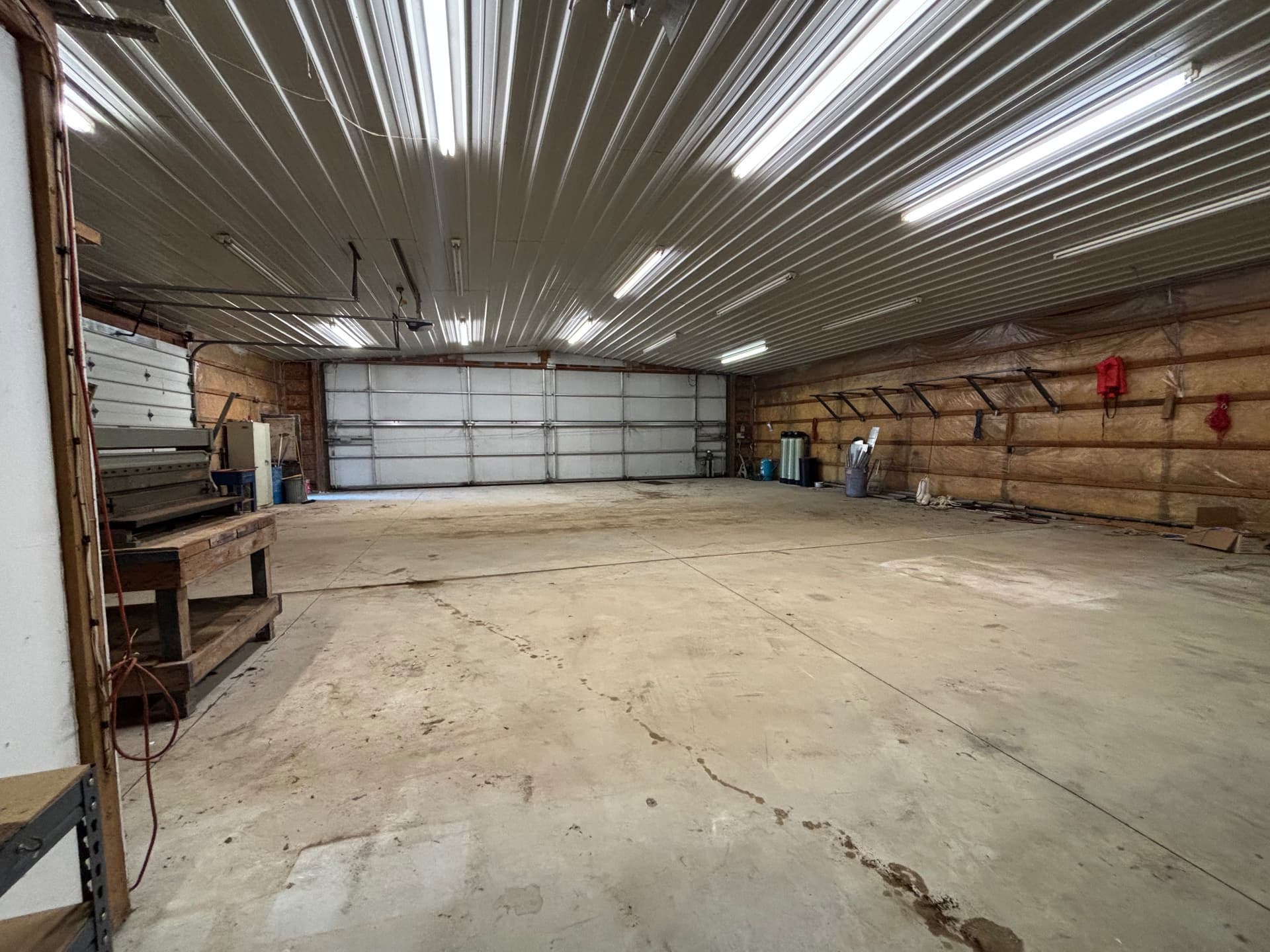 hangar popup image 7