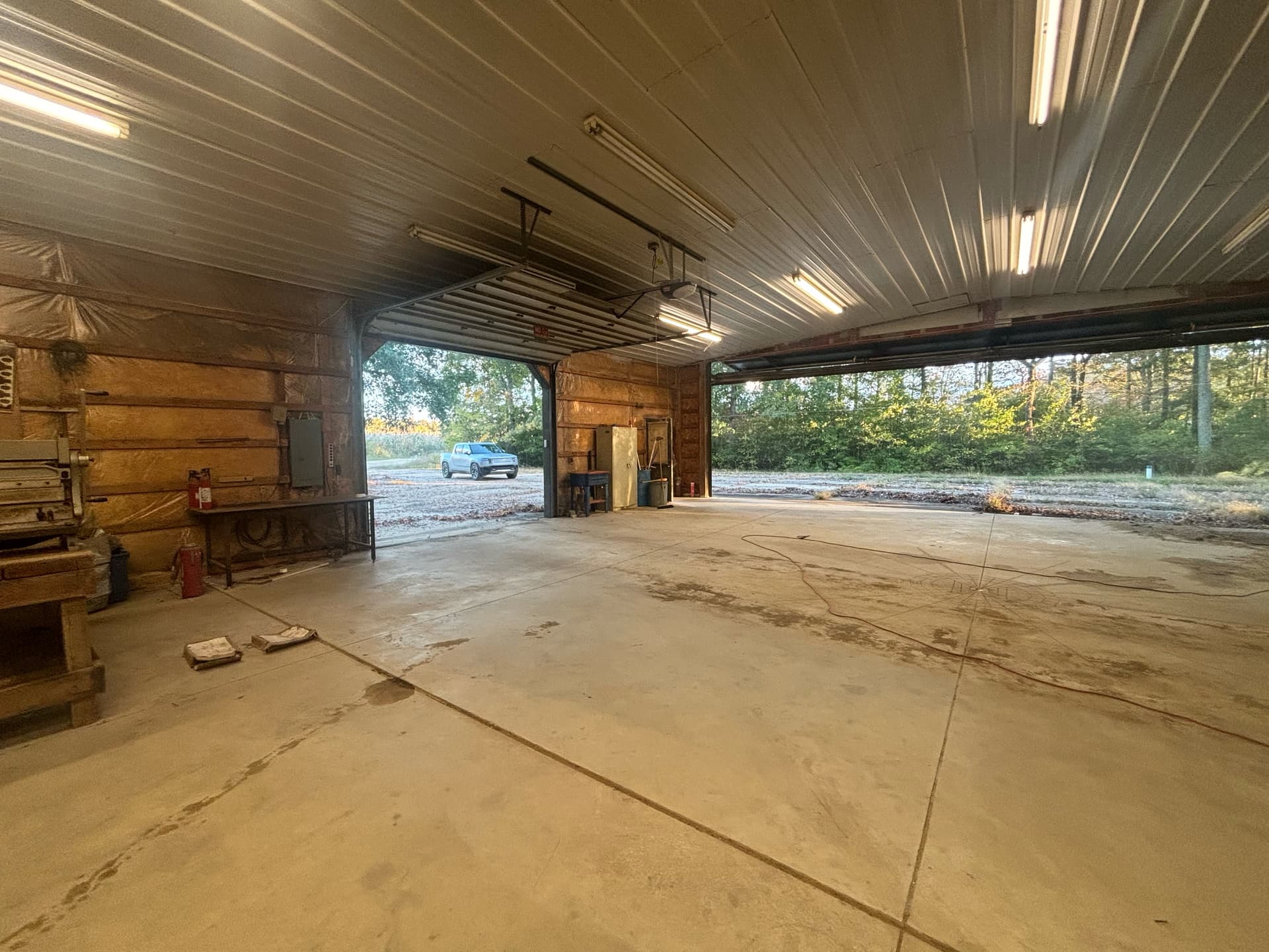 hangar popup image 9
