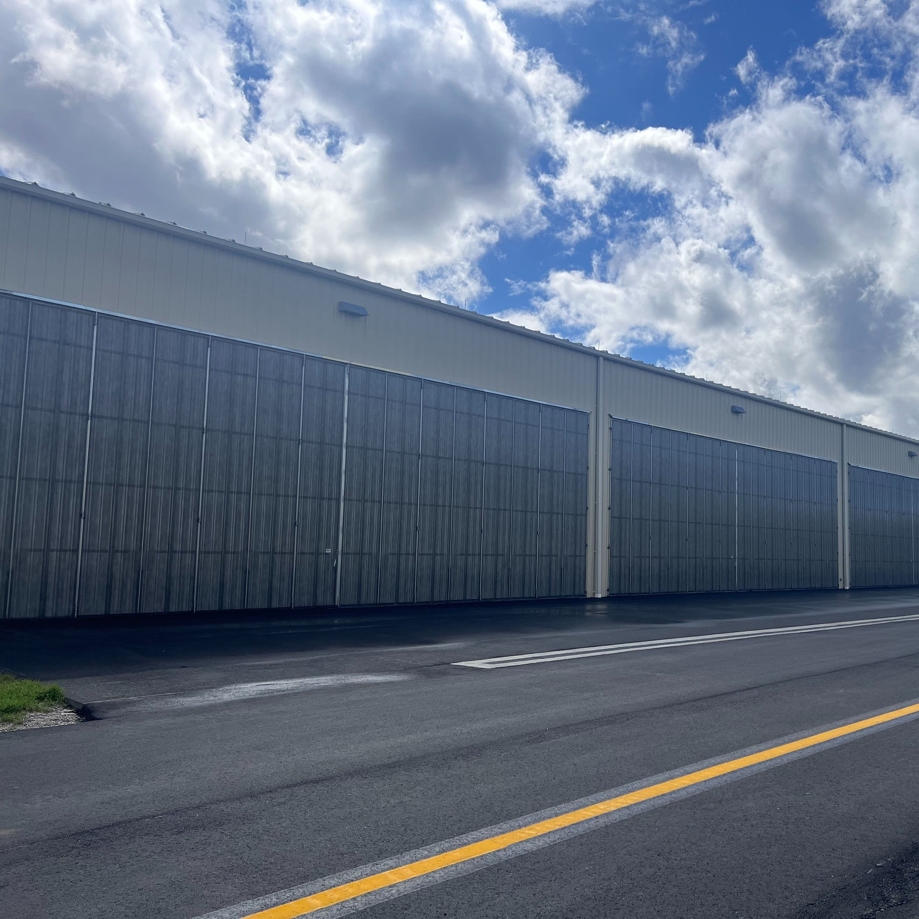 hangar popup image 2