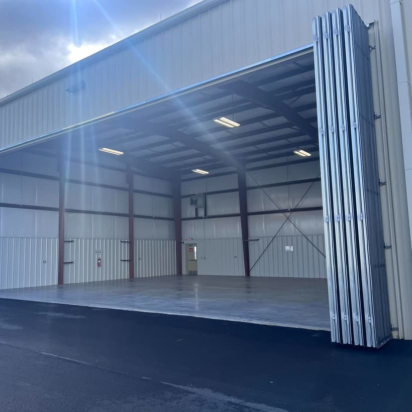 hangar popup image 5