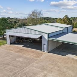 hangar popup image 3