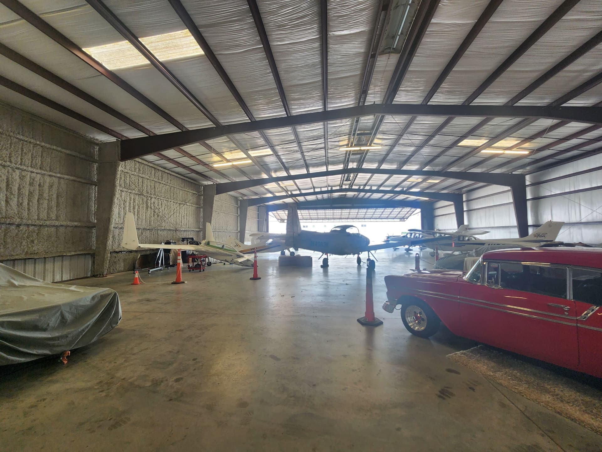 hangar popup image 13