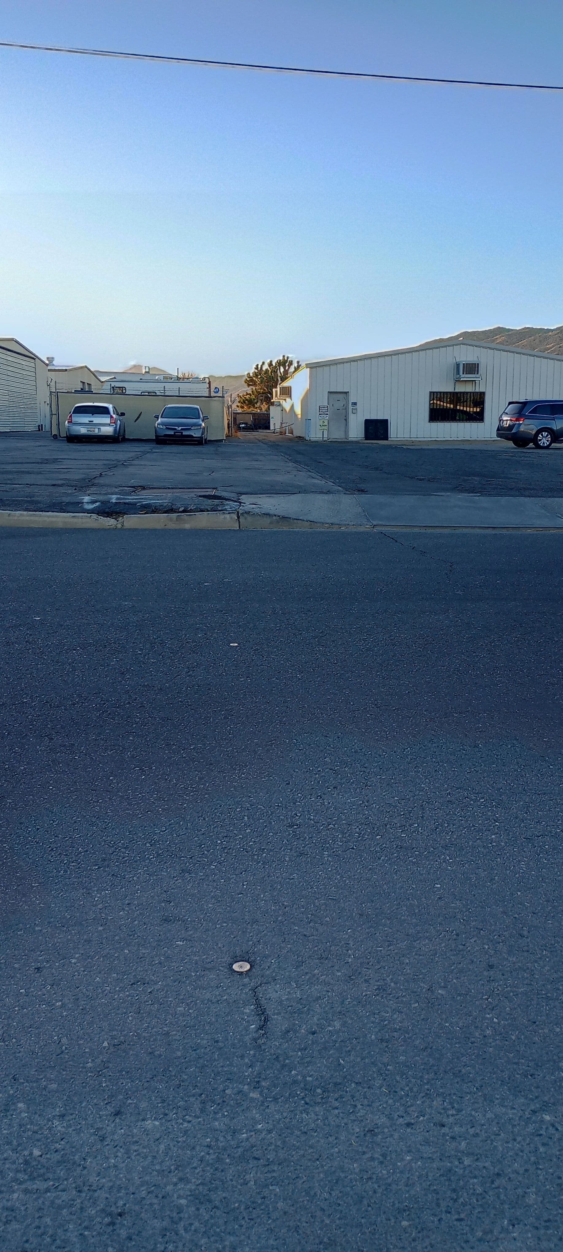 hangar popup image 1