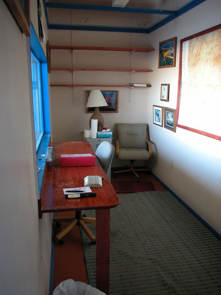 hangar popup image 5