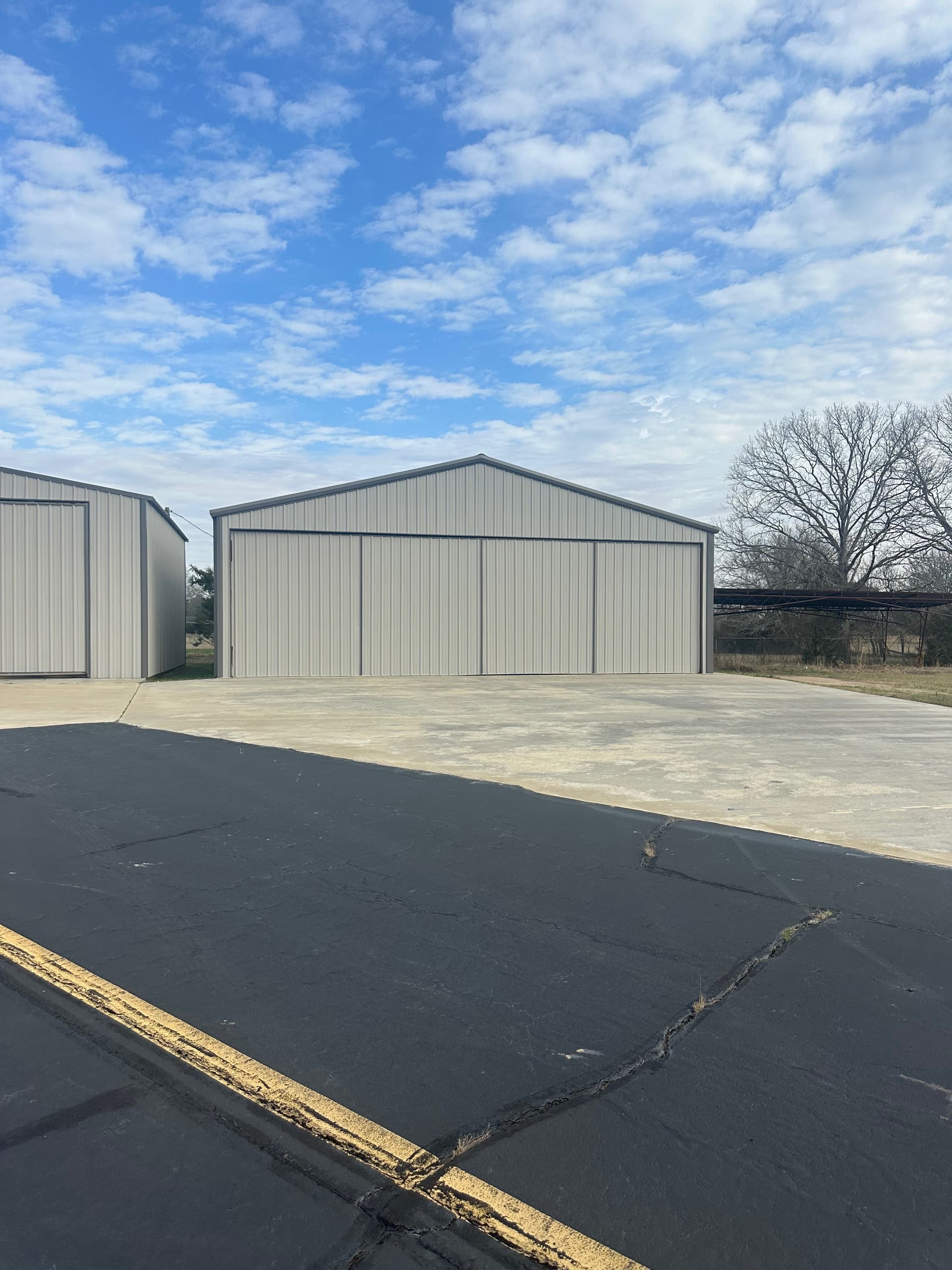hangar popup image 2