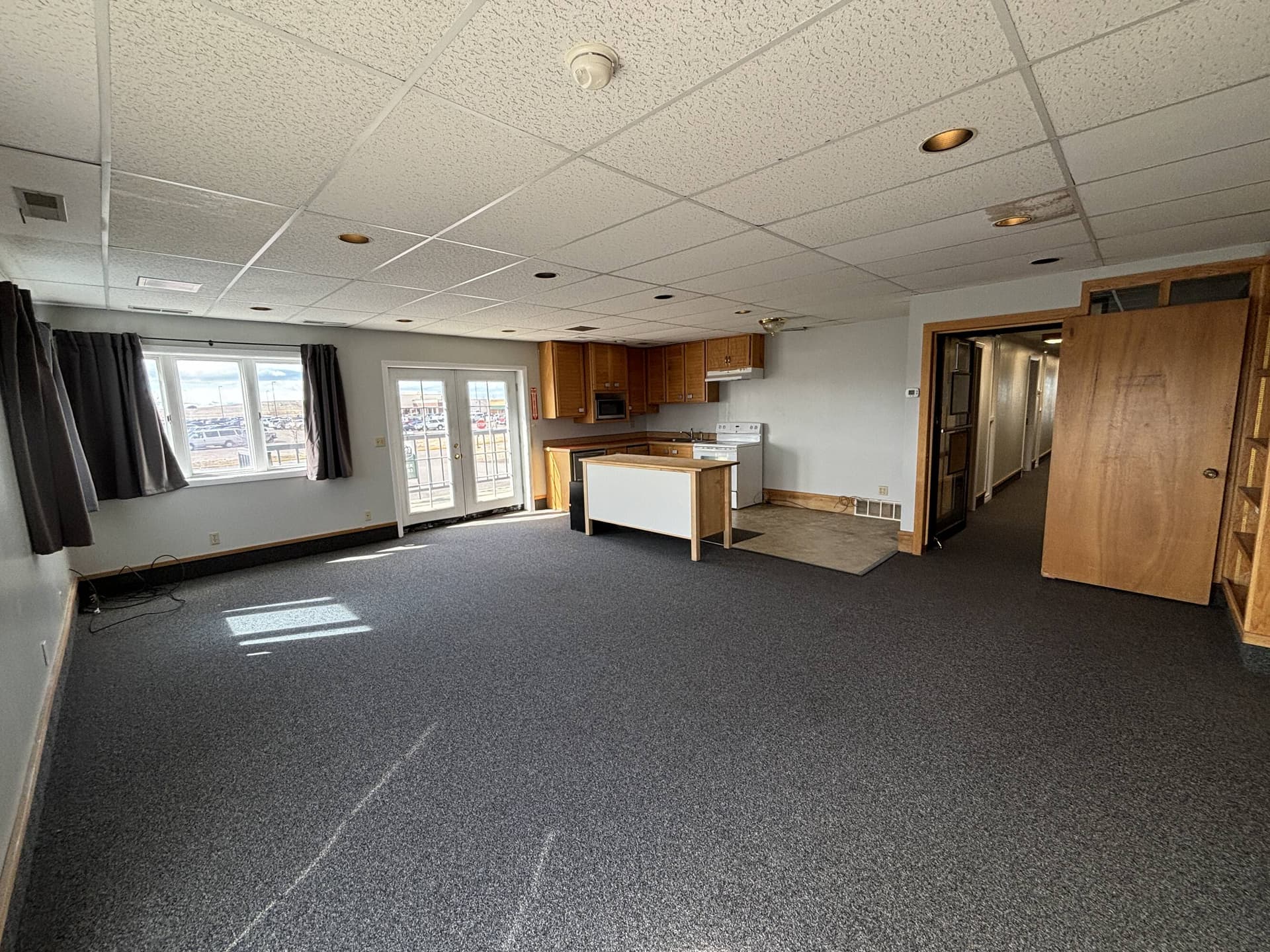 hangar popup image 14