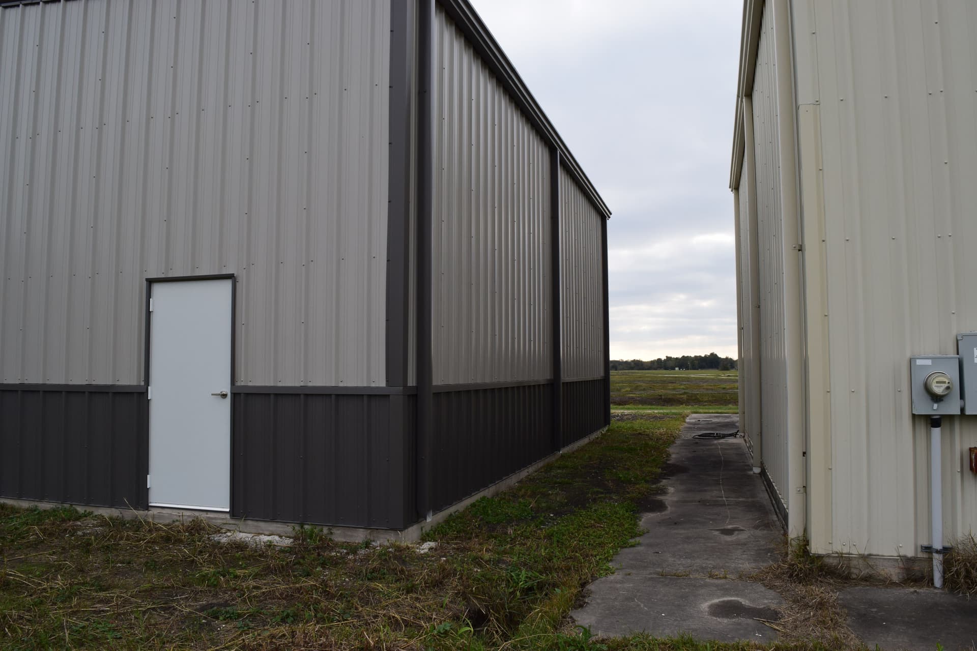 hangar popup image 10