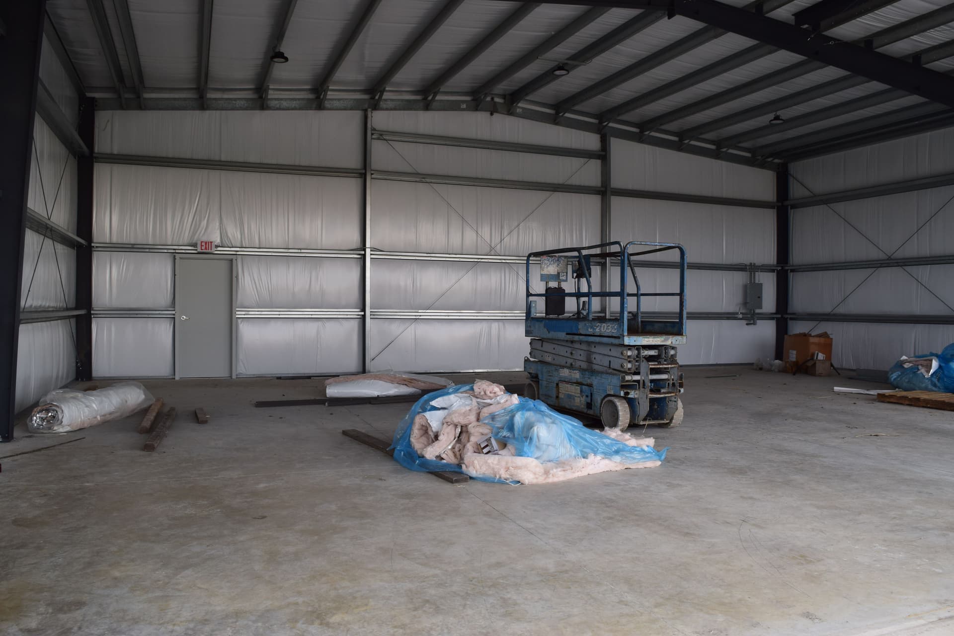 hangar popup image 7