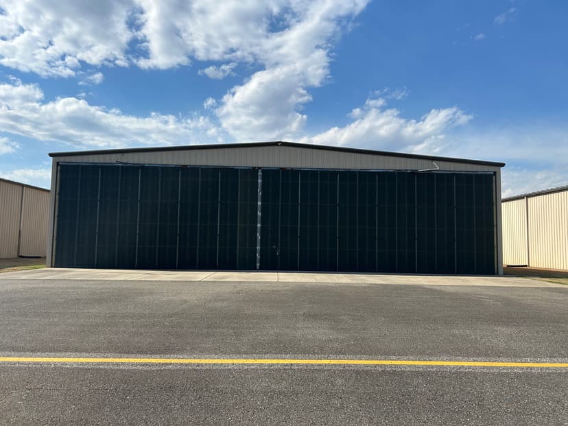 hangar popup image 5